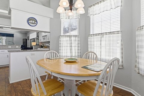 Villa ou maison à vendre à Tavares, Floride: 2 chambres, 134.89 m2 № 2092931 - photo 20