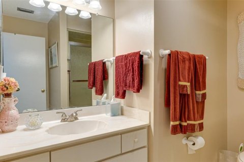 Copropriété à vendre à Sarasota, Floride: 2 chambres, 106.47 m2 № 2218386 - photo 20