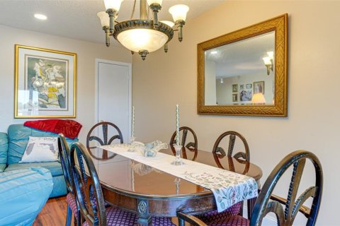 Copropriété à vendre à Sarasota, Floride: 2 chambres, 106.47 m2 № 2218386 - photo 7