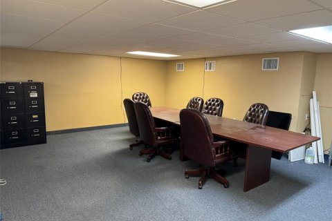 Propiedad comercial en alquiler en Bunnell, Florida № 1721715 - foto 10