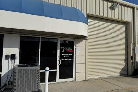 Propiedad comercial en alquiler en Bunnell, Florida № 1721715 - foto 1