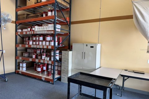 Propiedad comercial en alquiler en Bunnell, Florida № 1721715 - foto 7