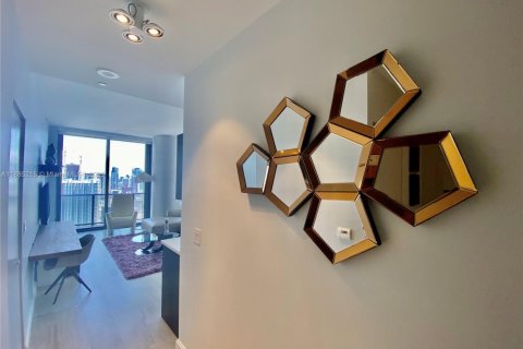 Снять в аренду кондоминиум в Майами, Флорида 3 спальни, 119.84м2, № 1930634 - фото 11