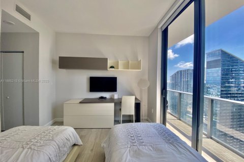 Снять в аренду кондоминиум в Майами, Флорида 3 спальни, 119.84м2, № 1930634 - фото 17