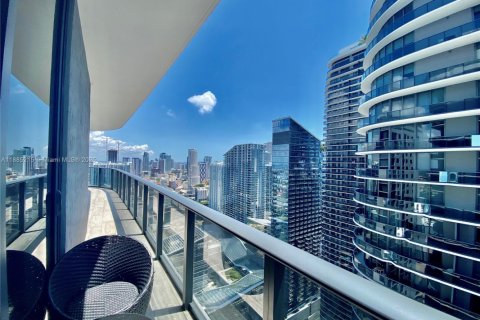 Снять в аренду кондоминиум в Майами, Флорида 3 спальни, 119.84м2, № 1930634 - фото 4