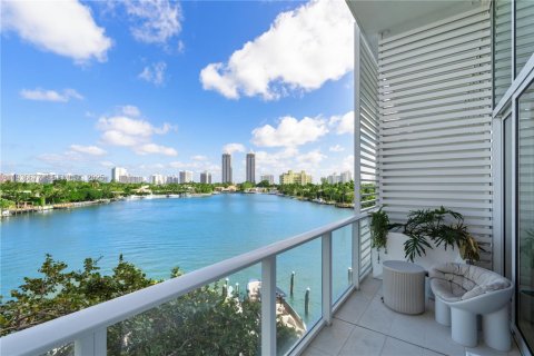 Copropriété à vendre à Miami Beach, Floride: 2 chambres, 254.83 m2 № 1994545 - photo 29
