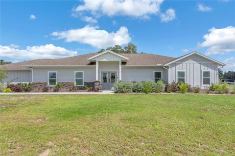 Casa en Bushnell, Florida 3 dormitorios, 243.87 m2 № 2385798