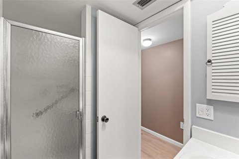 Condominio en venta en New Port Richey, Florida, 2 dormitorios, 101.08 m2 № 1025180 - foto 29