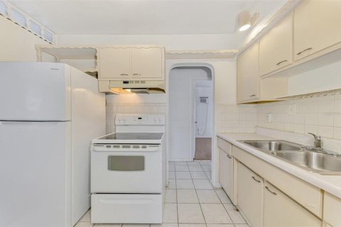House in North Port, Florida 3 bedrooms, 110.74 sq.m. № 1904970 - photo 19