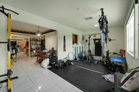 Villa ou maison à vendre à West Palm Beach, Floride: 3 chambres, 197.6 m2 № 2401393 - photo 4