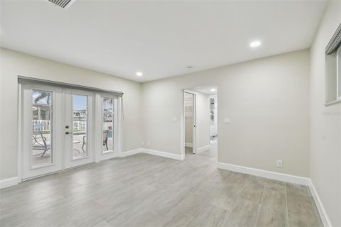 Villa ou maison à louer à Tampa, Floride: 3 chambres, 183.2 m2 № 2403494 - photo 28