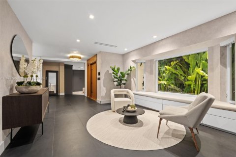 Купить виллу или дом в Майами, Флорида 4 спальни, 295.43м2, № 1934542 - фото 24