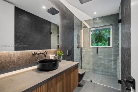 Купить виллу или дом в Майами, Флорида 4 спальни, 295.43м2, № 1934542 - фото 13