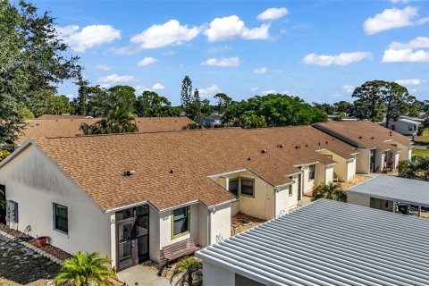 Condo in Englewood, Florida, 2 bedrooms  № 2093676 - photo 3