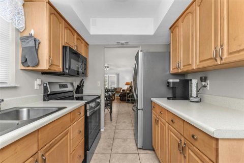 Condo in Englewood, Florida, 2 bedrooms  № 2093676 - photo 13
