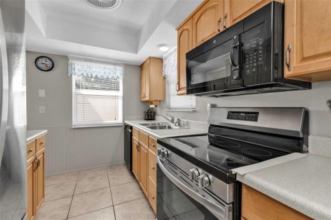 Condo in Englewood, Florida, 2 bedrooms  № 2093676 - photo 16