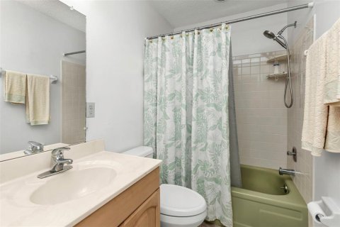 Condo in Englewood, Florida, 2 bedrooms  № 2093676 - photo 28