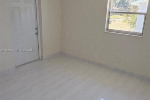 Villa ou maison à louer à Vero Beach, Floride: 4 chambres, 125.6 m2 № 2051526 - photo 6