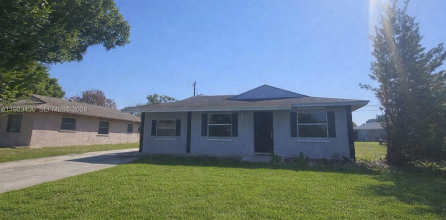 Villa ou maison à Vero Beach, Floride 4 chambres, 125.6 m2 № 2051526