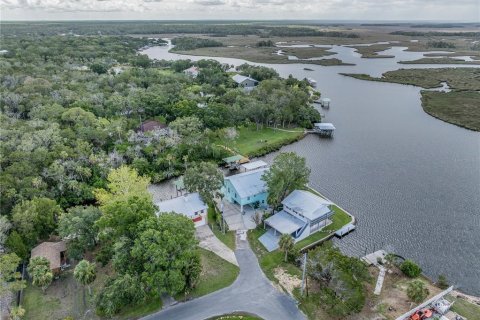 House in Homosassa, Florida 2 bedrooms, 104.52 sq.m. № 1796540 - photo 6