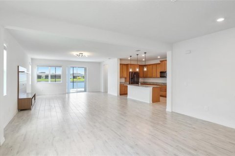 House in Bradenton, Florida 4 bedrooms, 217.39 sq.m. № 1788271 - photo 10