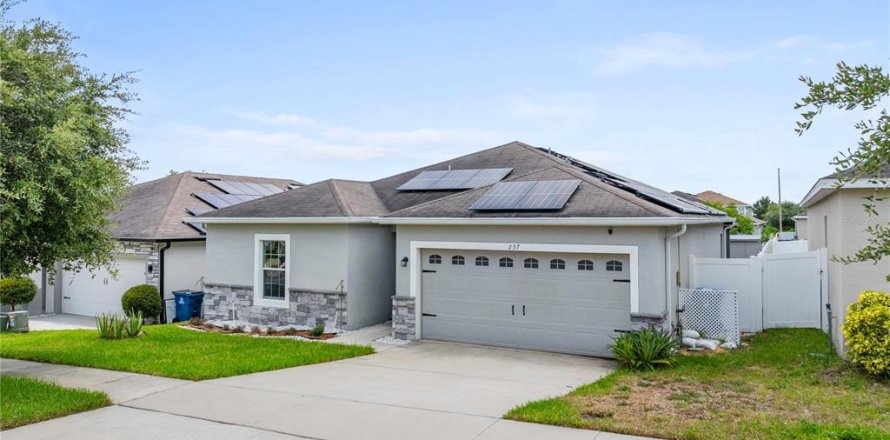 Villa ou maison à Haines City, Floride 3 chambres, 134.71 m2 № 1854276