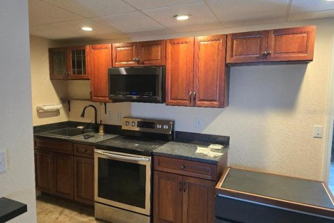 Immobilier commercial à vendre à Sanford, Floride: 332.4 m2 № 309431 - photo 28