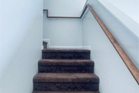 Снять в аренду виллу или дом в Киссимми, Флорида 4 спальни, 177.07м2, № 1912375 - фото 14