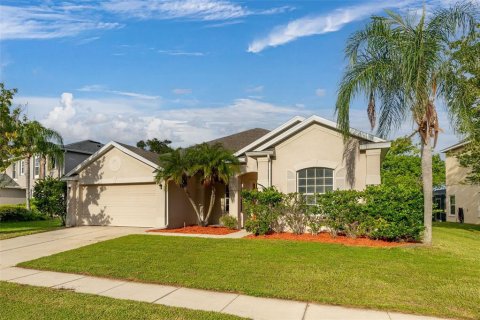 Casa en venta en Kissimmee, Florida, 4 dormitorios, 199.83 m2 № 1902485 - foto 3