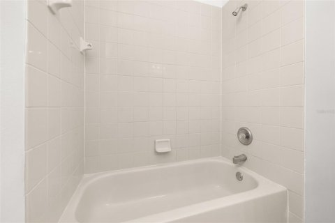 Casa en venta en Kissimmee, Florida, 4 dormitorios, 199.83 m2 № 1902485 - foto 29