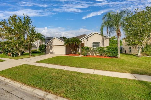Casa en venta en Kissimmee, Florida, 4 dormitorios, 199.83 m2 № 1902485 - foto 4
