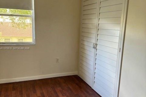 Touwnhouse à louer à Pembroke Pines, Floride: 2 chambres, 134.8 m2 № 2031321 - photo 13