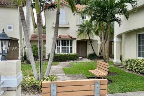 Touwnhouse à louer à Pembroke Pines, Floride: 2 chambres, 134.8 m2 № 2031321 - photo 4