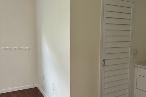 Touwnhouse à louer à Pembroke Pines, Floride: 2 chambres, 134.8 m2 № 2031321 - photo 14