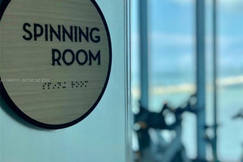 Copropriété à louer à Miami, Floride: 2 chambres, 119.38 m2 № 2001221 - photo 25