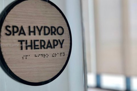 Copropriété à louer à Miami, Floride: 2 chambres, 119.38 m2 № 2001221 - photo 30