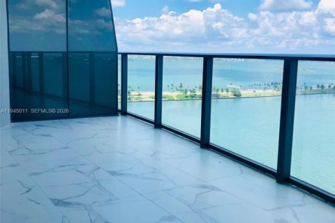 Copropriété à louer à Miami, Floride: 2 chambres, 119.38 m2 № 2001221 - photo 7