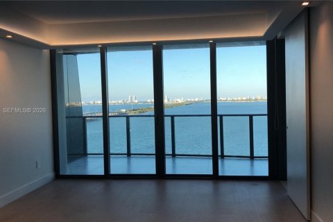 Copropriété à louer à Miami, Floride: 2 chambres, 119.38 m2 № 2001221 - photo 6