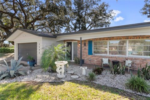 House in Largo, Florida 4 bedrooms, 192.4 sq.m. № 2430586 - photo 8