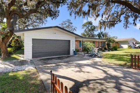 House in Largo, Florida 4 bedrooms, 192.4 sq.m. № 2430586 - photo 5
