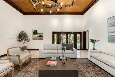 Casa en alquiler en Coral Gables, Florida, 6 dormitorios, 651.06 m2 № 1987020 - foto 15