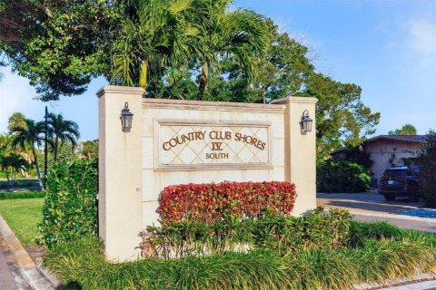 House in Longboat Key, Florida 4 bedrooms, 292.55 sq.m. № 2166976 - photo 4
