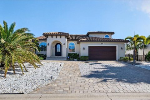 House in Longboat Key, Florida 4 bedrooms, 292.55 sq.m. № 2166976