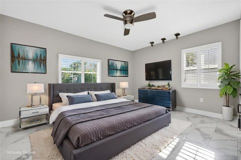 House in Longboat Key, Florida 4 bedrooms, 292.55 sq.m. № 2166976 - photo 30