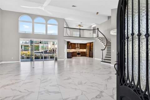 House in Longboat Key, Florida 4 bedrooms, 292.55 sq.m. № 2166976 - photo 10
