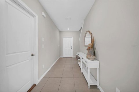 House in Wesley Chapel, Florida 6 bedrooms, 239.69 sq.m. № 1884969 - photo 8