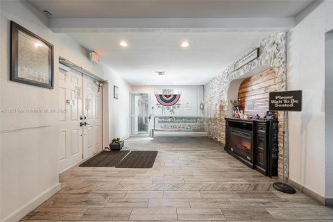 Купить коммерческую недвижимость в Лабель, Флорида № 1957637 - фото 3