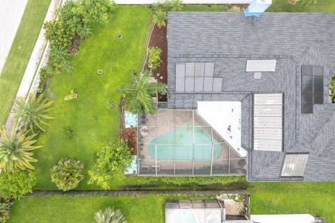 House in Tampa, Florida 4 bedrooms, 206.06 sq.m. № 1913593 - photo 5