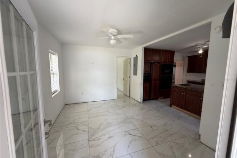 Villa ou maison à vendre à Waldo, Floride: 3 chambres, 108.7 m2 № 1906624 - photo 4
