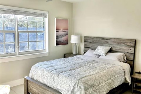 Купить коммерческую недвижимость в Уэст-Палм-Бич, Флорида 224.64м2, № 2058571 - фото 23